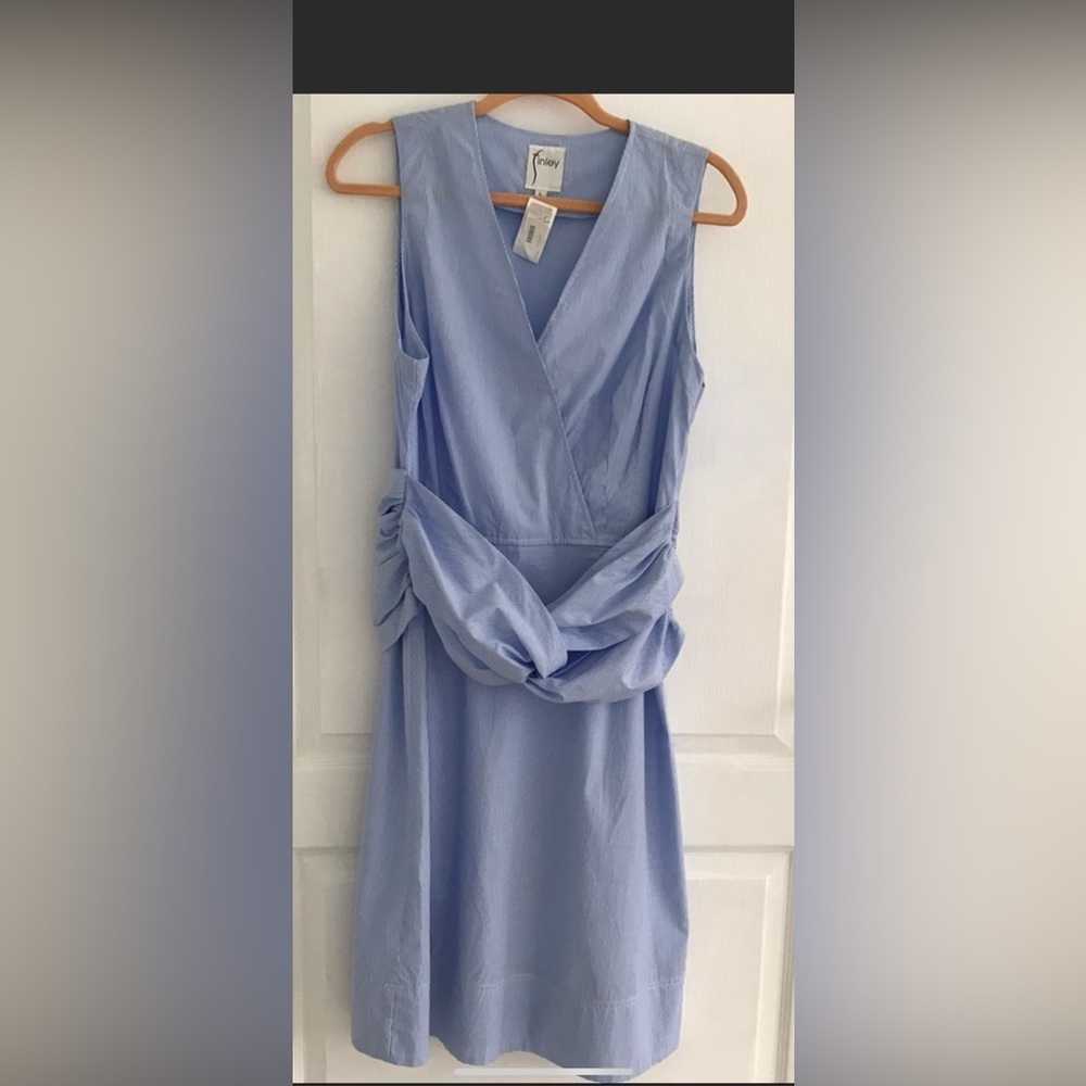 Finley Sleeveless Blue & White Striped Dre…